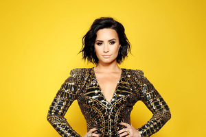 Demi Lovato Echame La Culpa Photoshoot