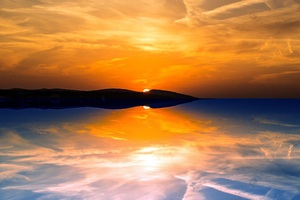 Dreamy Sunset Reflection Sea Clouds Wallpaper