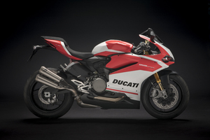 Ducati Panigale 959 4k (320x240) Resolution Wallpaper