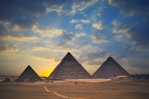 Egypt Pyramids (1600x1200) Resolution Wallpaper