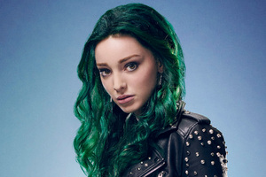 Emma Dumont As Polaris In The Gifted Season 2 2018 (320x240) Resolution Wallpaper