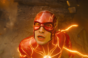 Ezra Miller As Barry Allen In The Flash Wallpaper