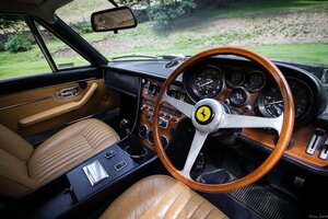 Ferrari 365 GT Interior Wallpaper