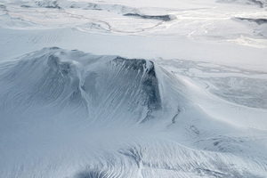 Frozen Highlands Icleand Stilness (2560x1600) Resolution Wallpaper
