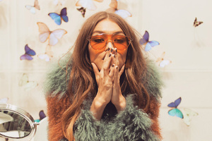 Gigi Hadid X Maybelline Palette Photoshoot (1280x1024) Resolution Wallpaper