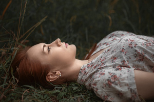 Girl Lying Down Looking Up (1366x768) Resolution Wallpaper