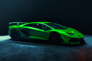Green Lamborghini Aventardor SVJ 2023