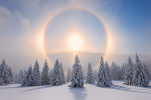 Halo Around The Sun Ore Mountains Saxony Germany (1680x1050) Resolution Wallpaper