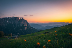 Horizon Over Alpine In A Mountain Valley (2560x1600) Resolution Wallpaper