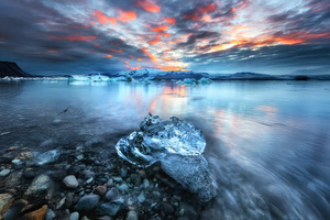 Ice Iceland Lake Sea Shore (1280x720) Resolution Wallpaper