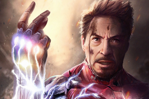 Iron Man Snap (320x240) Resolution Wallpaper