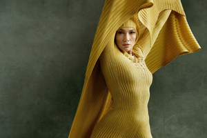 Jennifer Lopez Vogue Magazine Mexico 2023 (2880x1800) Resolution Wallpaper