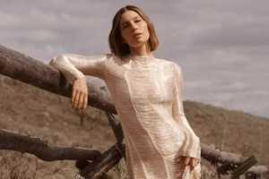 Jessica Biel X Instyle Magazine 2025 (2048x2048) Resolution Wallpaper