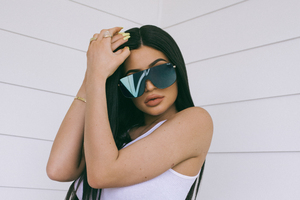 Kylie Jenner 2018 Quay X Drop Two Collection (1366x768) Resolution Wallpaper