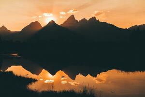 Lake Silhouette Mountains Beside 4k Wallpaper