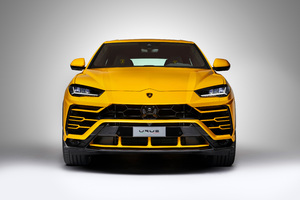 Lamborghini Urus Front View