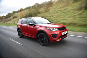 Land Rover Discovery Sport HSE Si4 Dynamic Lux Front 2017 (1336x768) Resolution Wallpaper