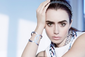 Lily Collins Actress Wallpaper
