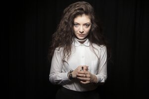 Lorde Singer Wallpaper