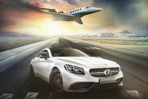 Mercedes Benz AMG Drive And Fly (1024x768) Resolution Wallpaper