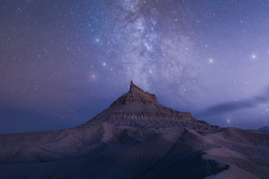 Milky Way Rising Over The Badlands Wallpaper