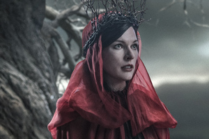 Milla Jovovich As Nimue The Blood Queen