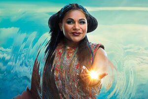 Mindy Kaling As Mrs Who In A Wrinkle In Time 2018