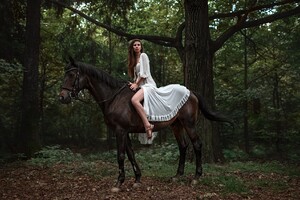 Model With Horse