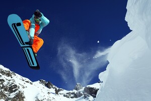 Mountain Skiing HD Wallpaper