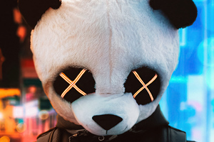 Panda Glowing Eyes City 5k