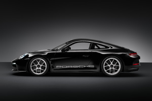 Porsche 911 7500 A Masterpiece Of Engineering And Design Wallpaper