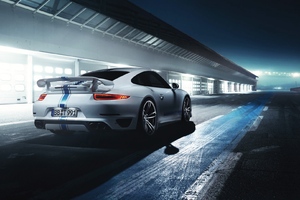 Porsche 911 White