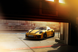 Porsche 911GT3RS Gold 4k
