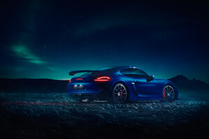 Porsche GT4 Northern Lights