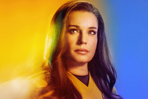 Rebecca Romijn As Una In Star Trek Strange New Worlds (2932x2932) Resolution Wallpaper