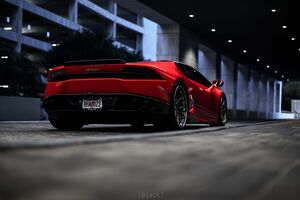 Red Lamborghini Huracan Rear Wallpaper
