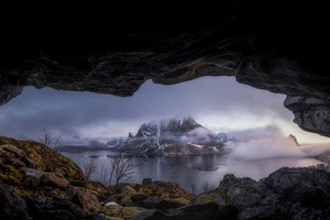 Reflective Norway Mountains Fog Lake (1440x900) Resolution Wallpaper