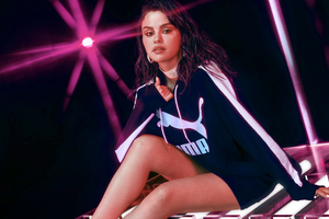 Selena Gomez 2020 Puma Wallpaper