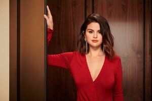 Selena Gomez For Emmy Magazine 2022 4k Wallpaper