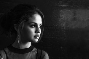 Selena Gomez Monochrome 4k