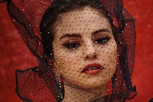 Selena Gomez Photoshoot For Vogue Mexico 4k