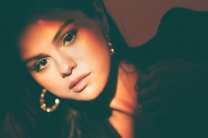 Selena Gomez Rolling Stone Magazine 4k (1400x900) Resolution Wallpaper