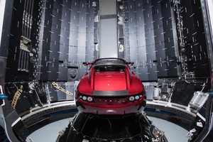 Space X Tesla Roadster Waiting For Space (1360x768) Resolution Wallpaper