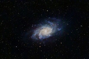 Spiral Galaxy With Stars (2560x1440) Resolution Wallpaper