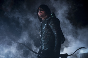 Stephen Amell As Oliver Queen (1920x1080) Resolution Wallpaper