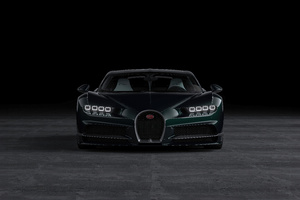 Striking Green Bugatti Chiron Wallpaper