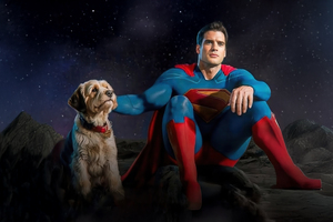 Superman With Faithful (2560x1024) Resolution Wallpaper