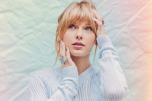 Taylor Swift 2019 New (2932x2932) Resolution Wallpaper