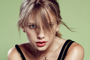 Taylor Swift Harpers Bazaar 2017 4k (1440x900) Resolution Wallpaper
