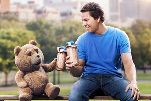 Ted 2 (2560x1700) Resolution Wallpaper